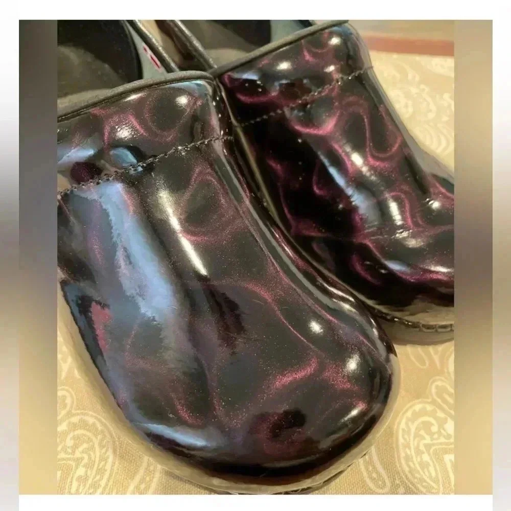 Sanita Clogs Patent Purple/Black Swirl women’s 40/9 - Picture 4 of 8